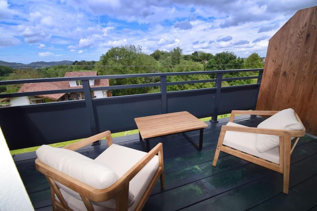 Appartement Vue Montagnes - Mendibil Zugarramurdi Ngoại thất bức ảnh